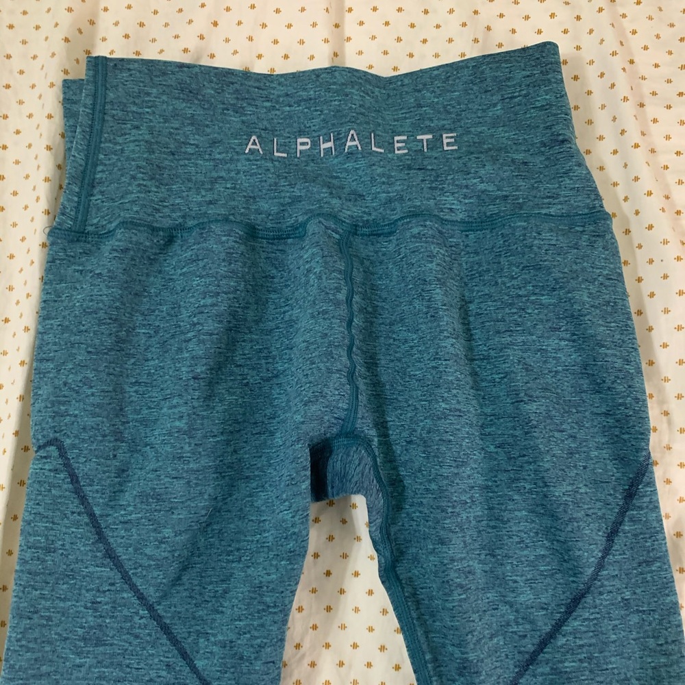 Alphalete revival leggings
